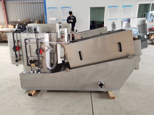 kopen Kleine voetafdruk Automatische schroefpers Slib ontwatering machine Multi Disc Schroefpers online manufacture