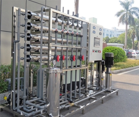 kopen Op maat gemaakte 15T omgekeerde osmose waterzuiveringsinstallatie voor industriële waterzuiveringsoplossingen online manufacture